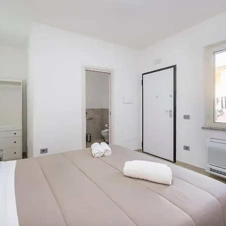 Taylor House - Your In Vendégház