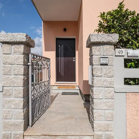 Гостьовий будинок Taylor House - Your In Ольбія